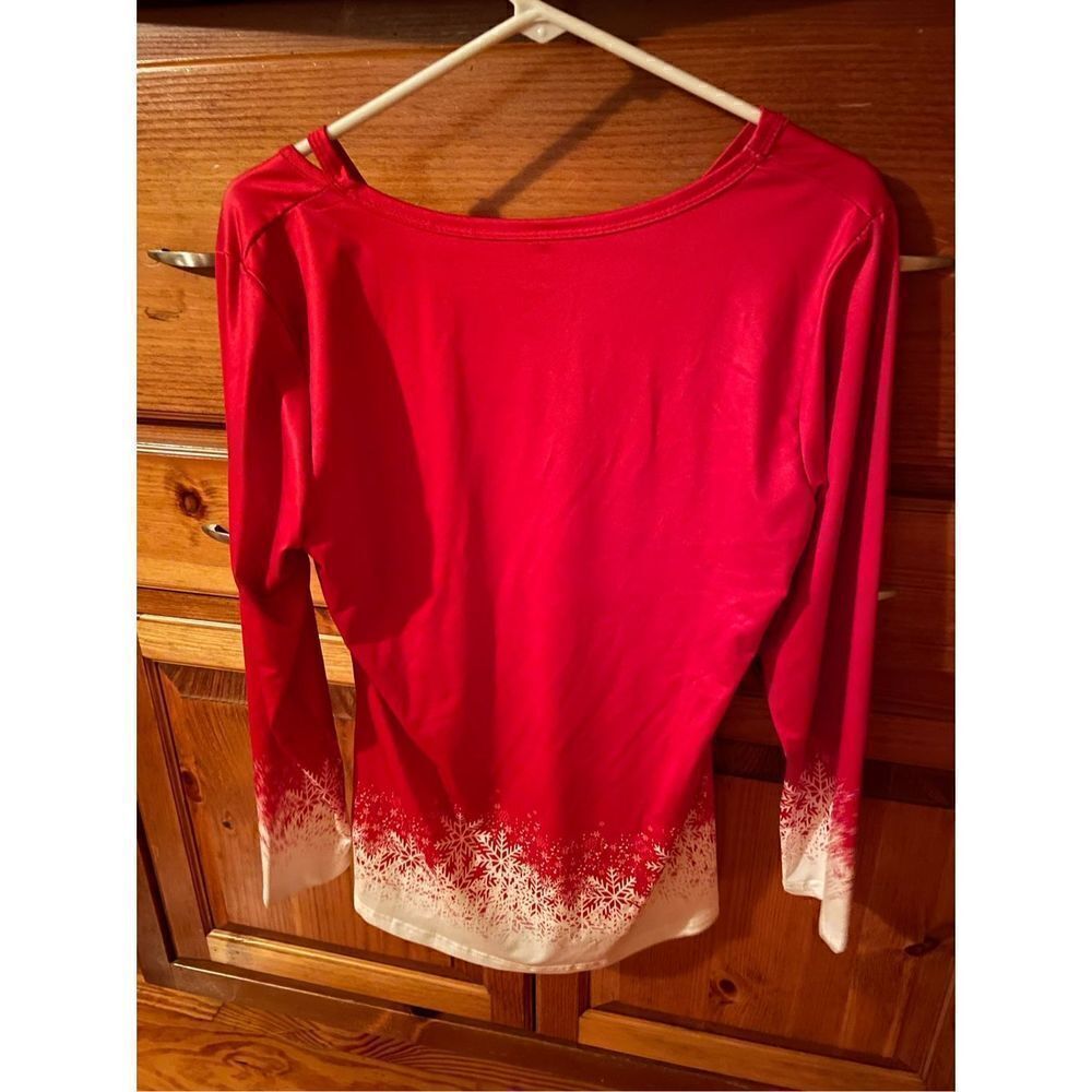 Christmas Print Cut Out Detail Tee - Picture 4 of 4